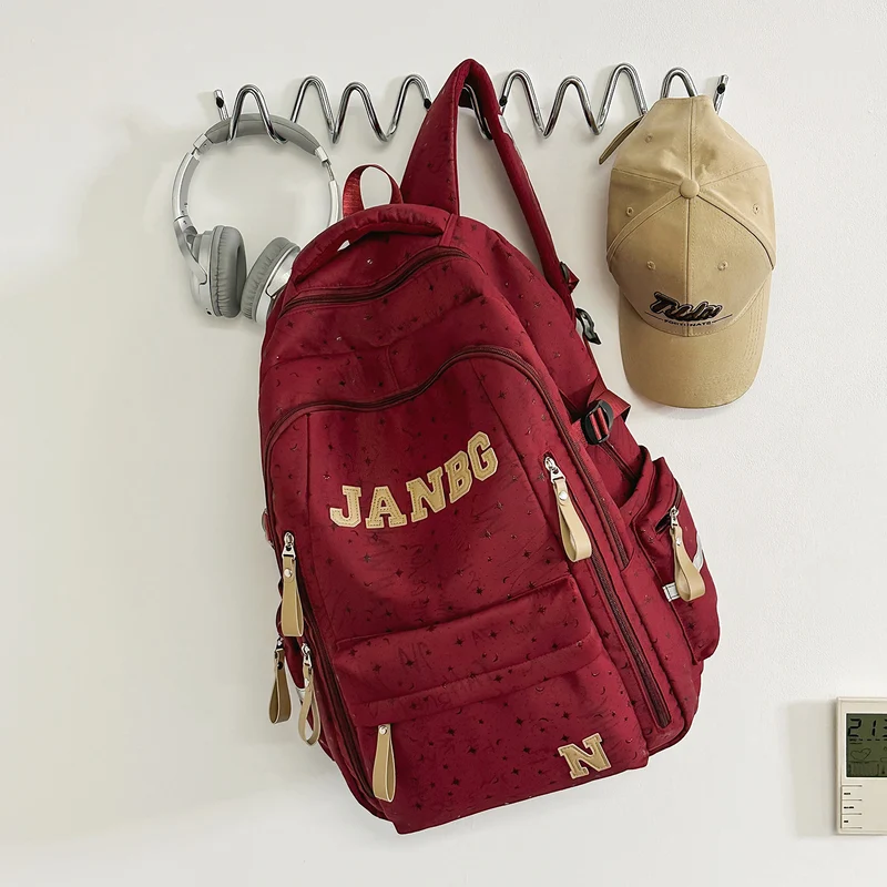 Geräumiger Multi-Taschen Rucksack Karnz