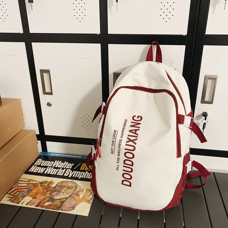 Geräumiger Multi-Taschen Rucksack Karnz