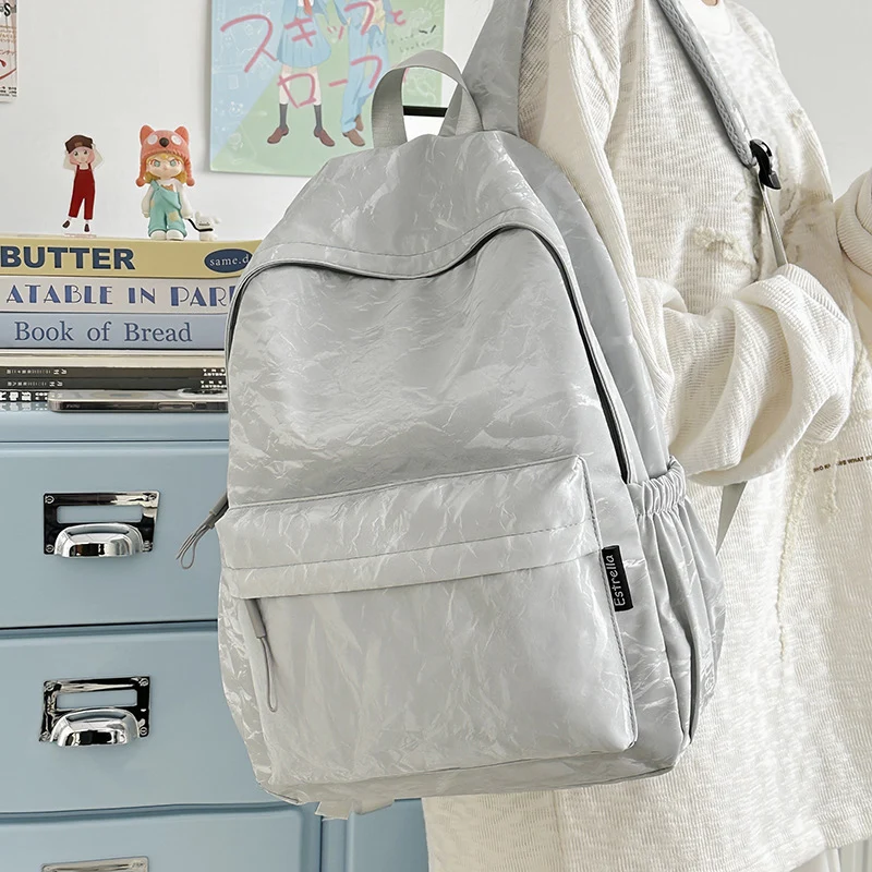 Retro-inspirierter leichter Rucksack Karnz