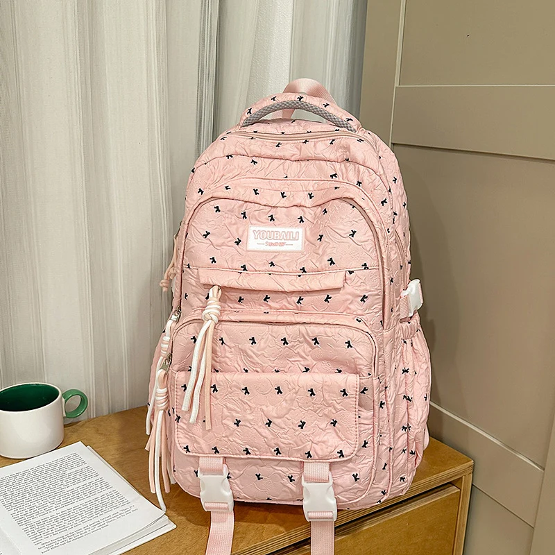 Gepolsterter Mehrfach-Taschen-Rucksack Karnz