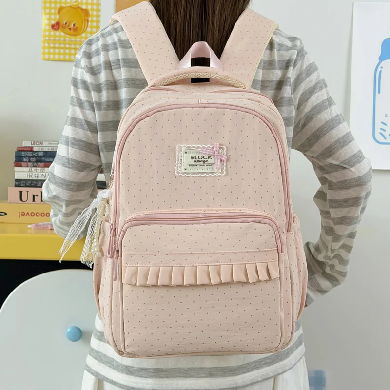 Punktemuster-Rucksack mit Rüschendetails Karnz