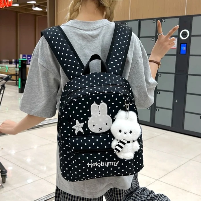 Polka-Dots Cartoon-Themen Rucksack mit Plüsch Charm Karnz