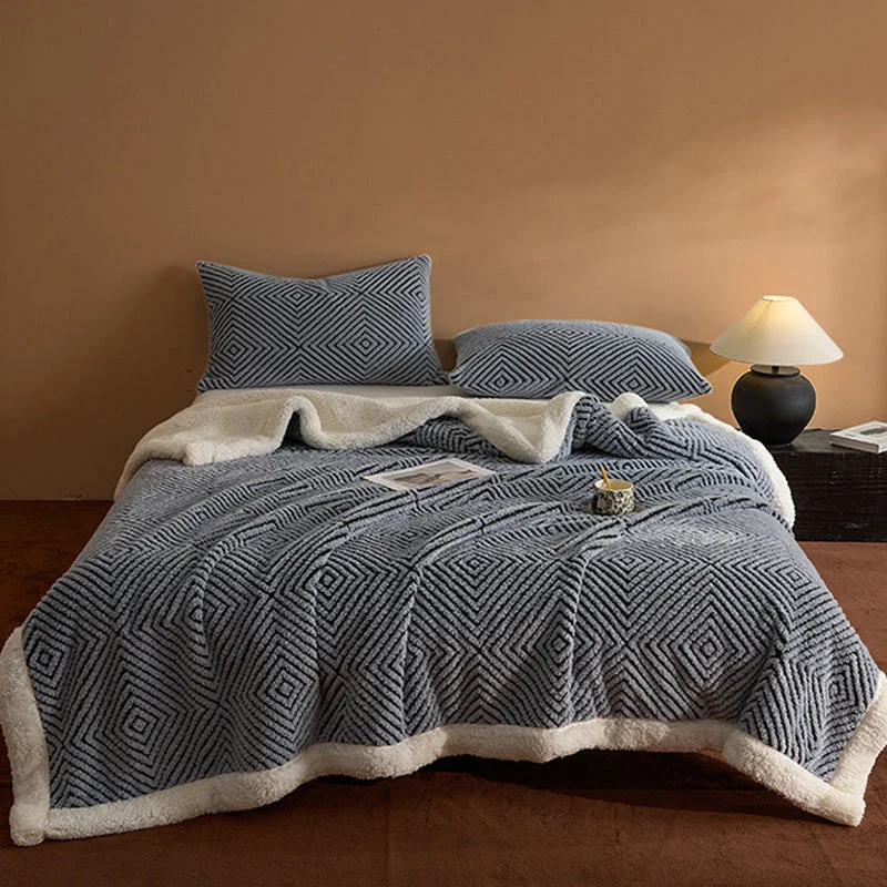 🛋️ 50% RABATT! 🧶 Doppellagige Kuscheldecke – Extra warm, weich & vielseitig – Ideal für Sofa, Bett & gemütliche Stunden zu Hause ✨