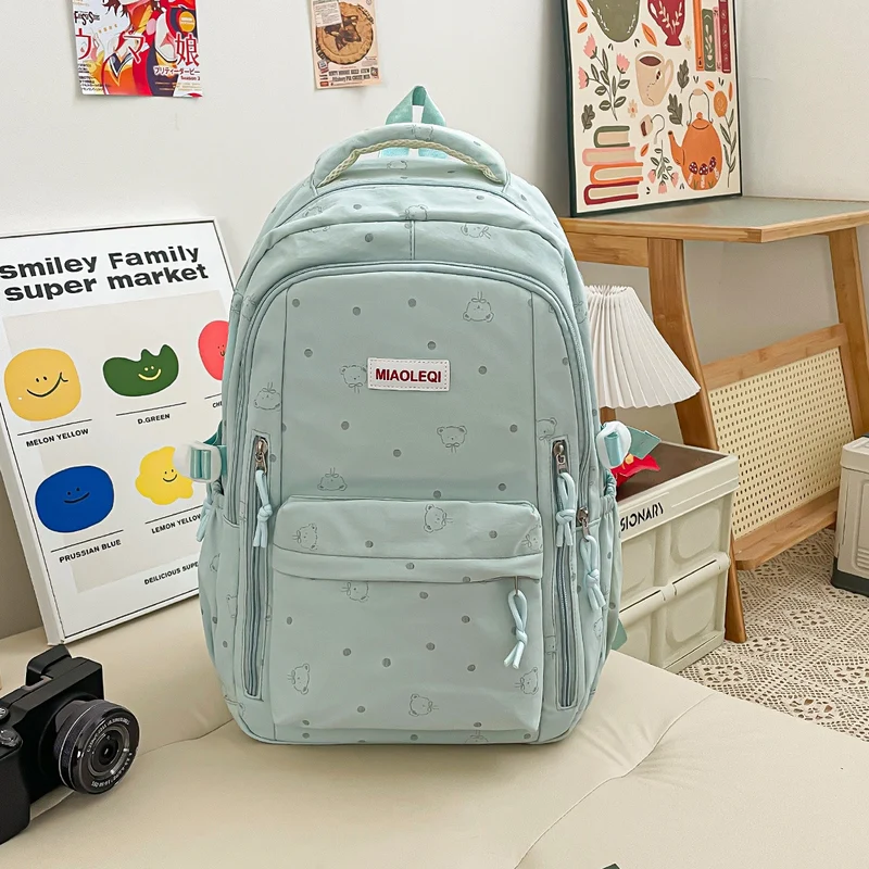 Verspielt gepunktetes Design Rucksack Karnz