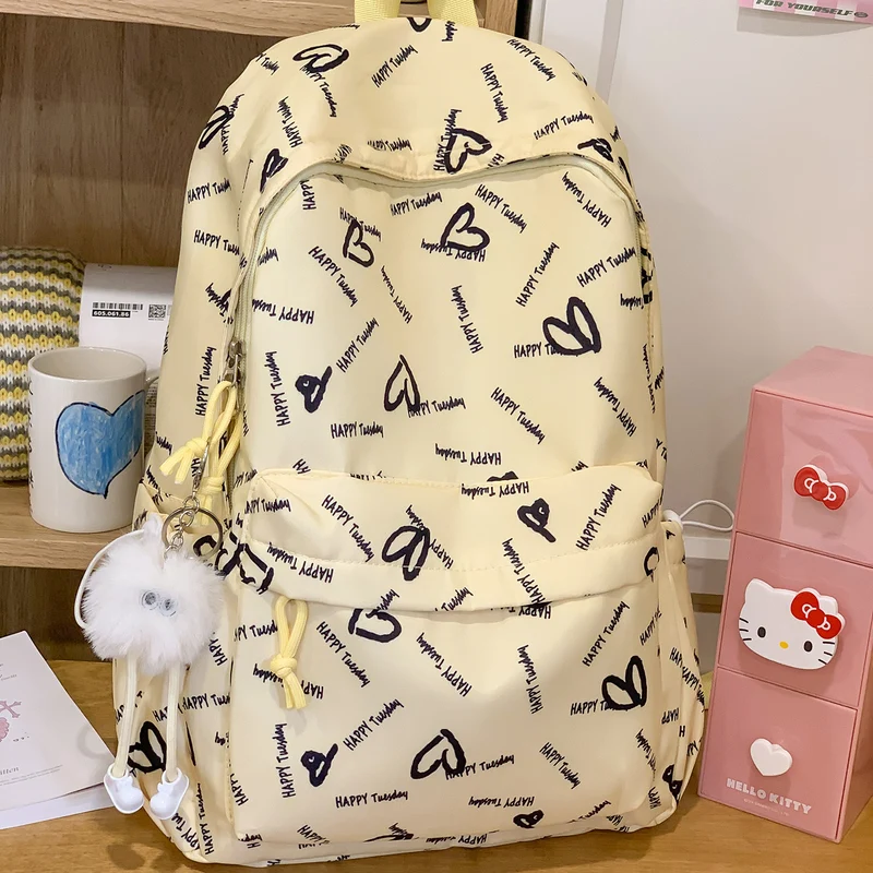 Verspielter Herz-Muster Rucksack Karnz