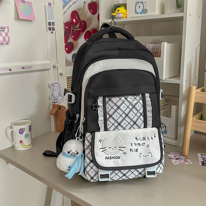 Verspielter Grafikdesign-Rucksack Karnz