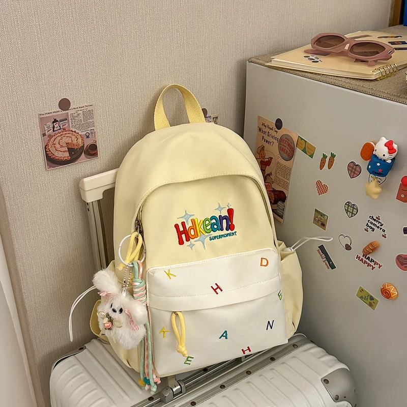 Verspielter Grafik-Rucksack Karnz