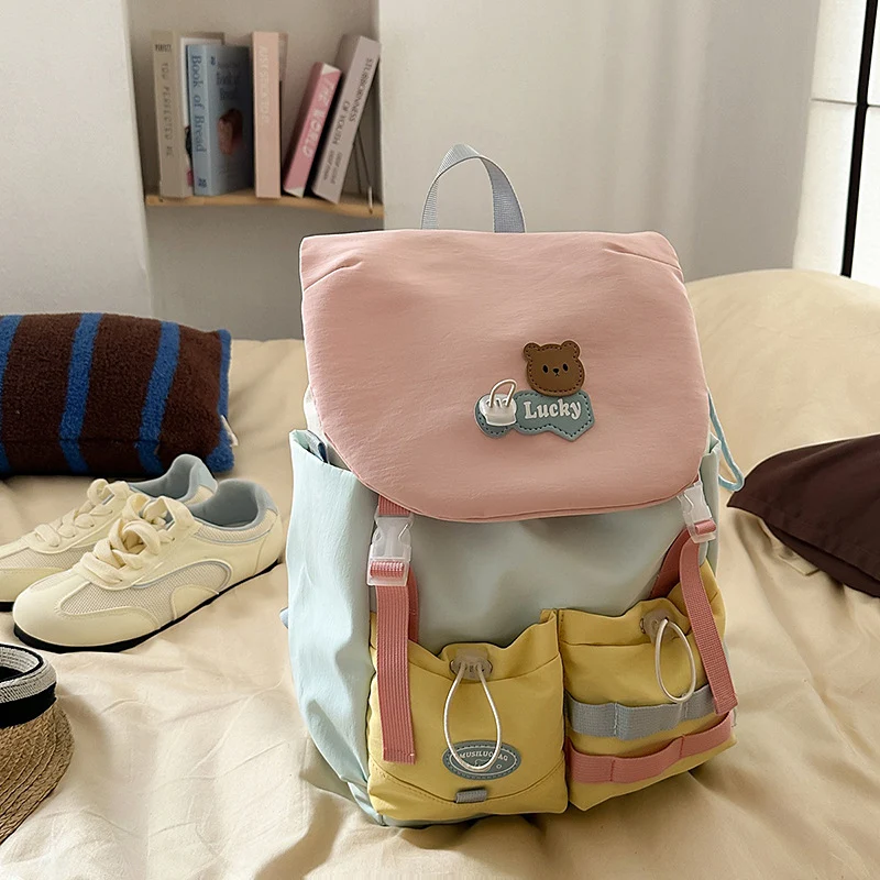 Verspielter Mehrfachtaschen-Rucksack für die Schule Karnz