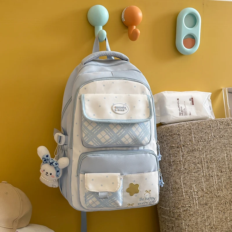 Verspielter charakterdesignter Rucksack Karnz