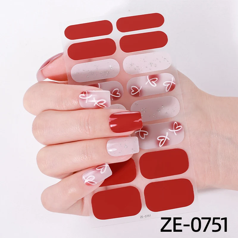 Künstlerische Nagelkunst-Wickel