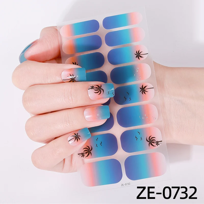 Künstlerische Nagelkunst-Wickel