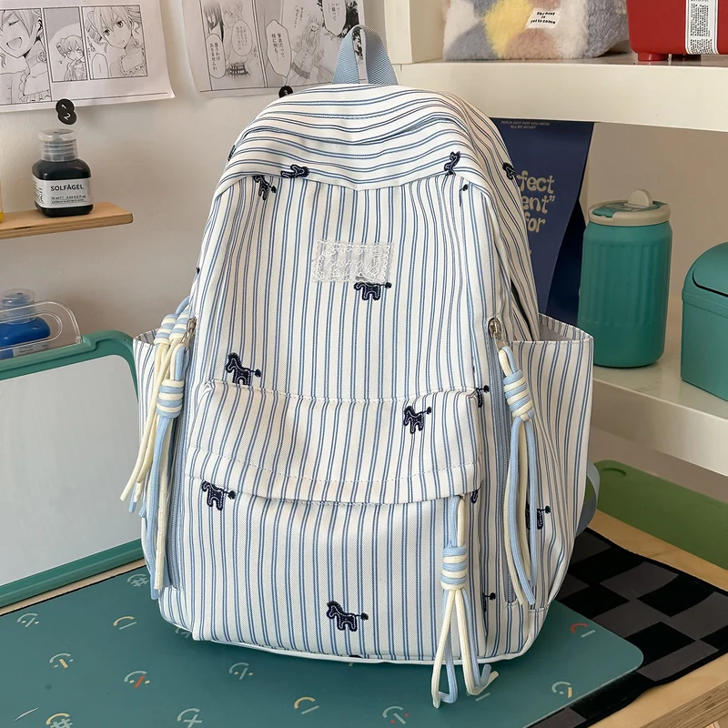 Verspielter Tiermotiv gestreifter Rucksack Karnz