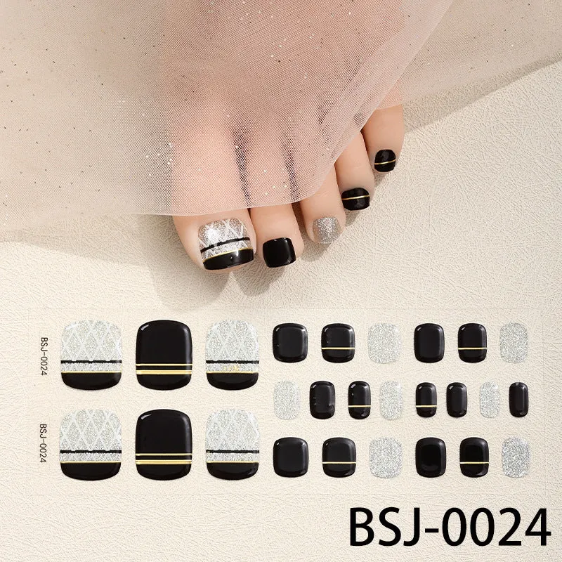 Künstlerische florale Nagelkunst-Wickel