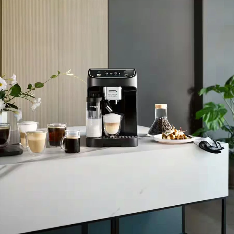 DeLonghi Magnifica Plus Bean to Cup Automatic Kaffeemaschine - Schwarz | ECAM320.60.B