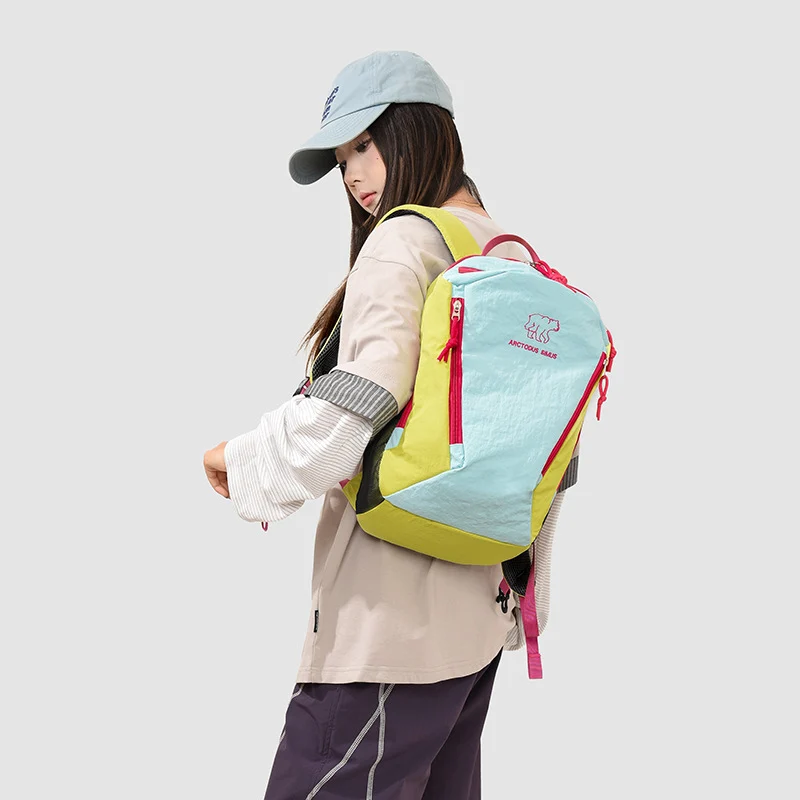 Multi-Taschen Leichte Wanderrucksack Karnz