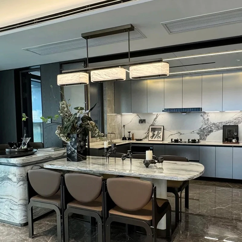 Moderne elegante lineare Pendelleuchte
