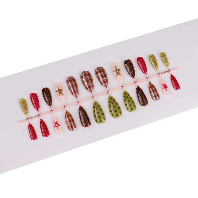 Premium Kunstvolle Aufklebenägel Set