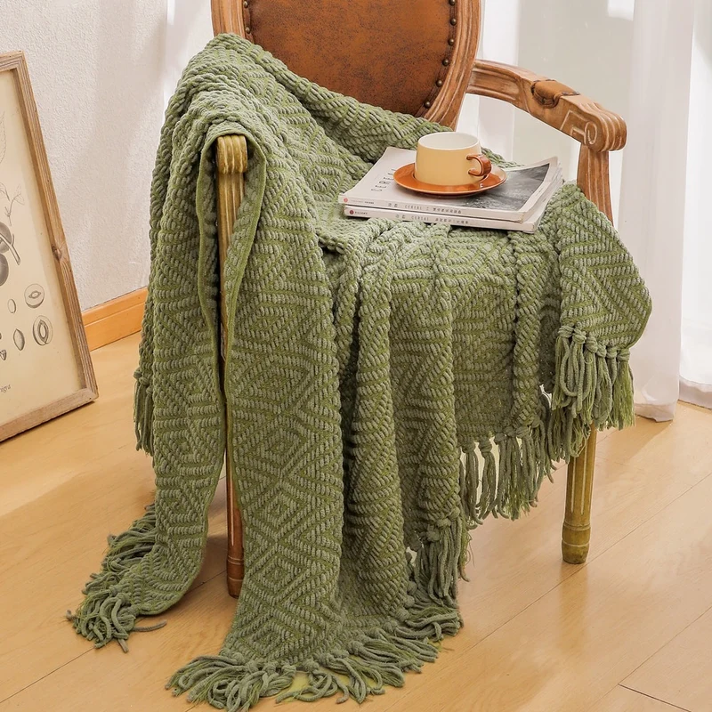 Strickdecke mit Dekoration