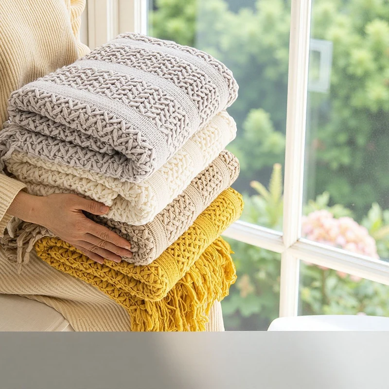 Gemütliche Strickwurfdecke