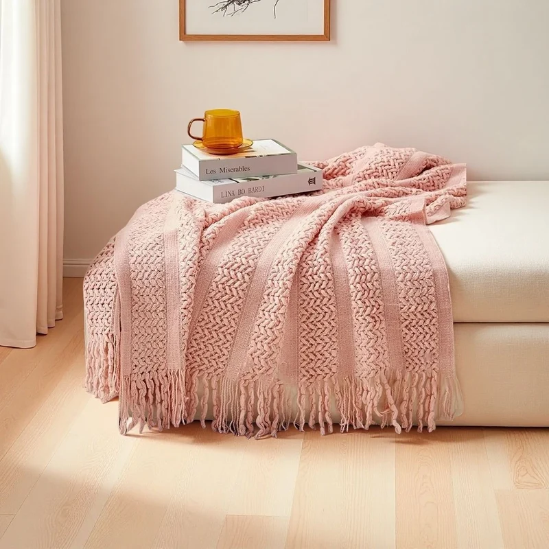 Gemütliche Strickwurfdecke