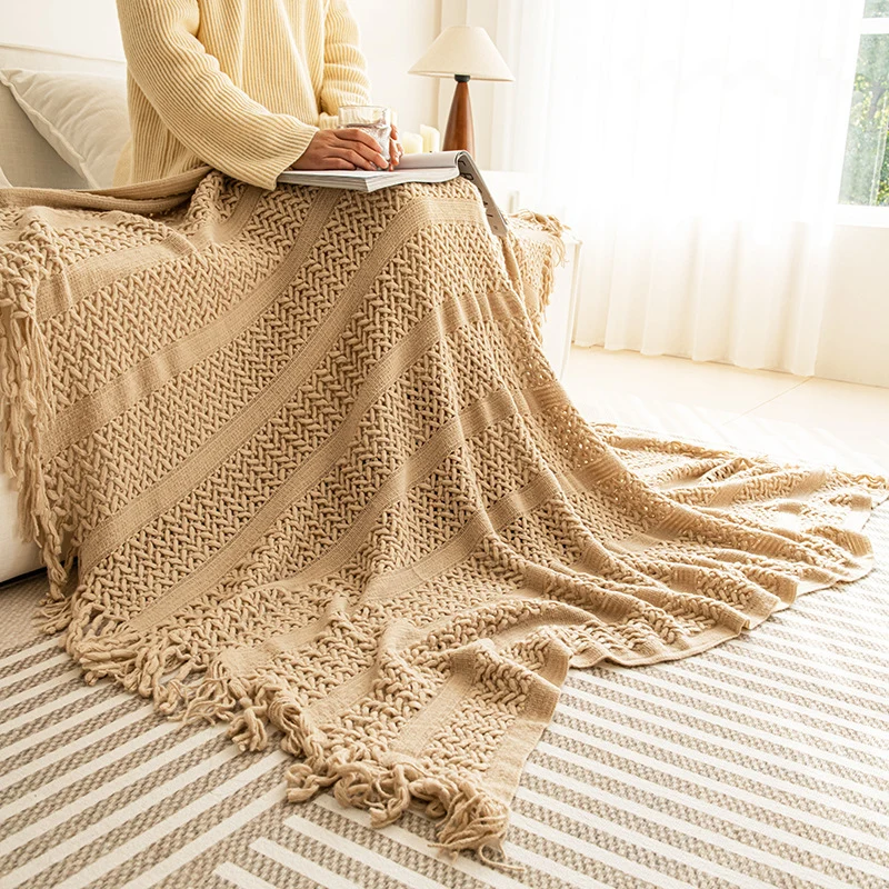 Gemütliche Strickwurfdecke