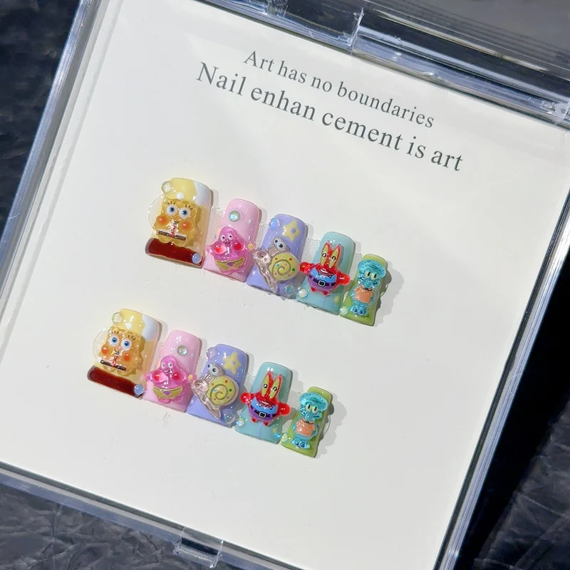 Launische Cartoon-Nagelkunst-Zubehör