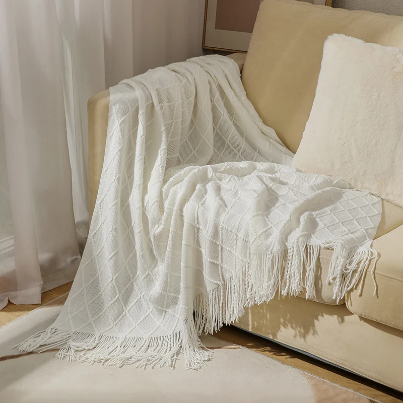Gemütliche strukturierte gestrickte Wurfdecke