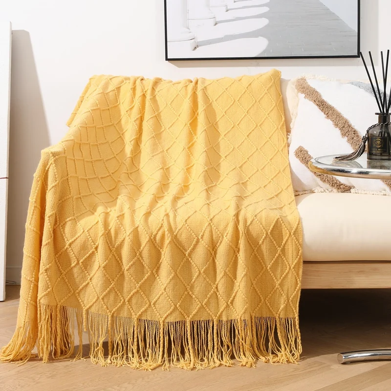 Gemütliche strukturierte gestrickte Wurfdecke
