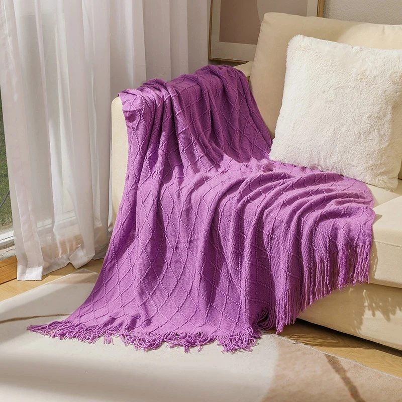 Gemütliche strukturierte gestrickte Wurfdecke