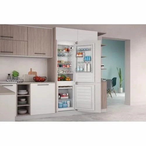 Indesit Push&Go 268L integriert Kühl-Gefrierkombination - Weiß | INC18D011B1