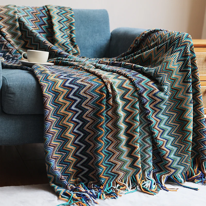 Strukturierte Strickwurfdecke