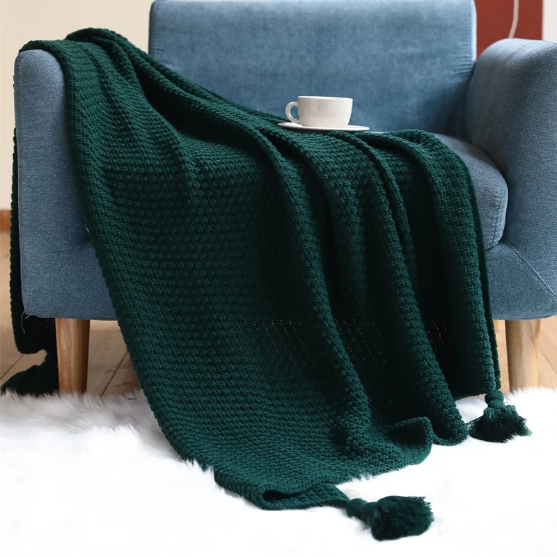 Strukturierte Strickwurfdecke