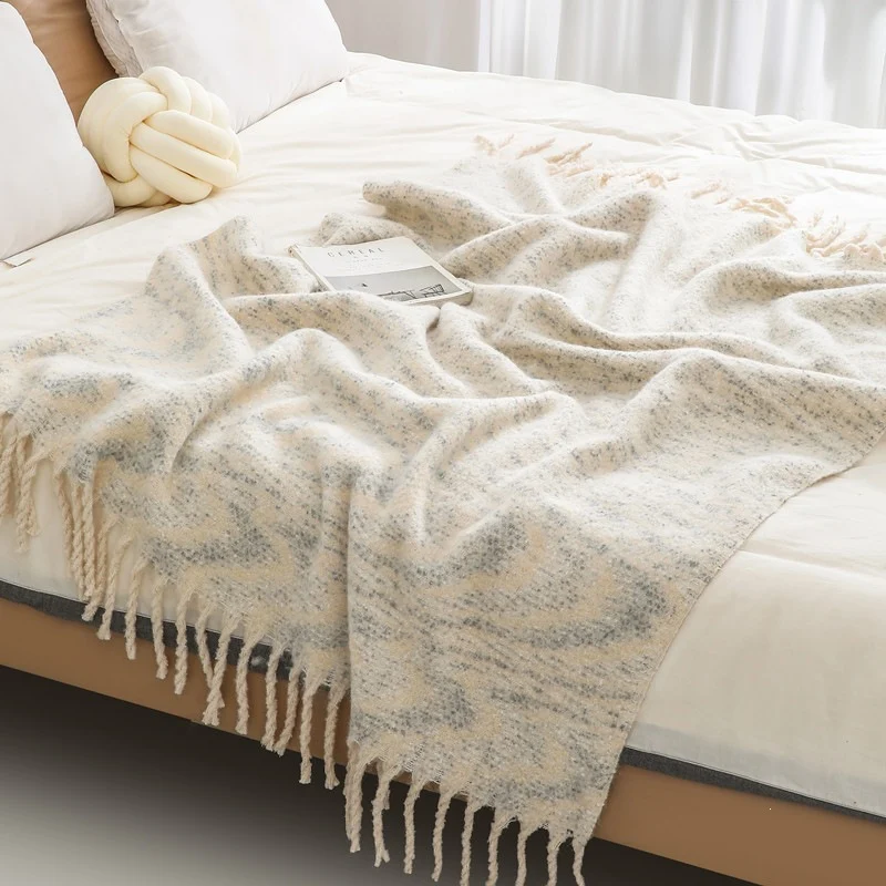 Gemütliche dekorative Wurfdecke