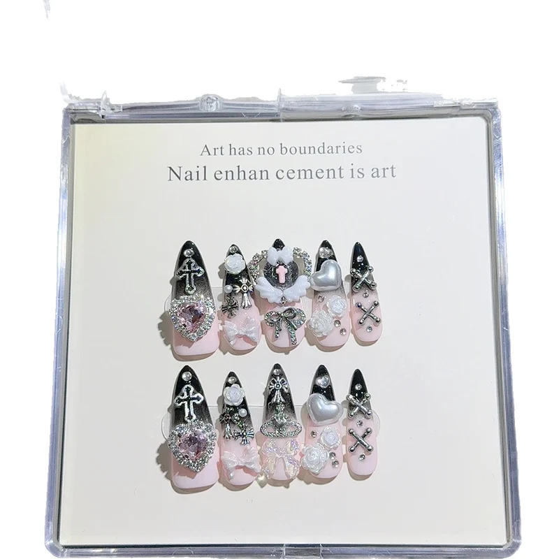 Verschnörkeltes gotisches Nagelschmuckset
