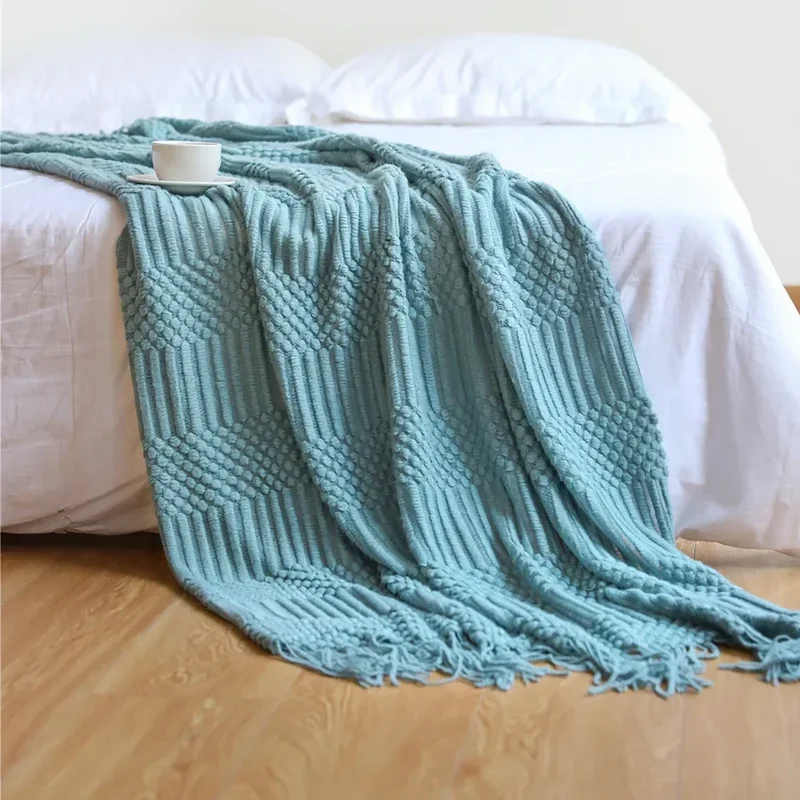 Skanto | Strickdecke im nordischen Stil