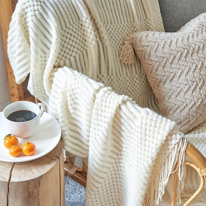 Skanto | Strickdecke im nordischen Stil