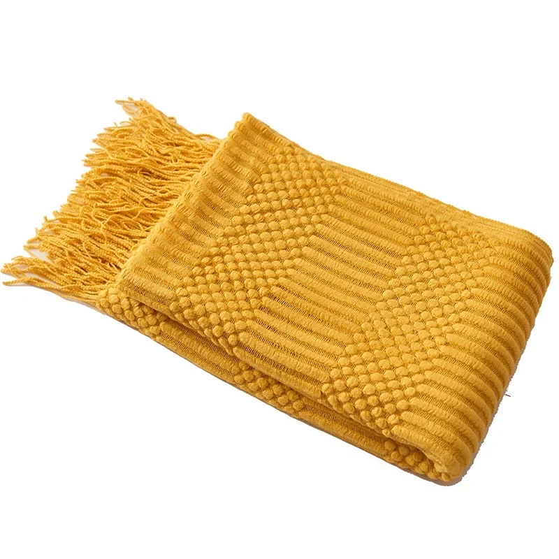Skanto | Strickdecke im nordischen Stil