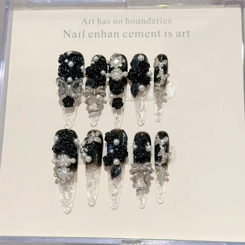 Dekoratives Acryl-Nagelset