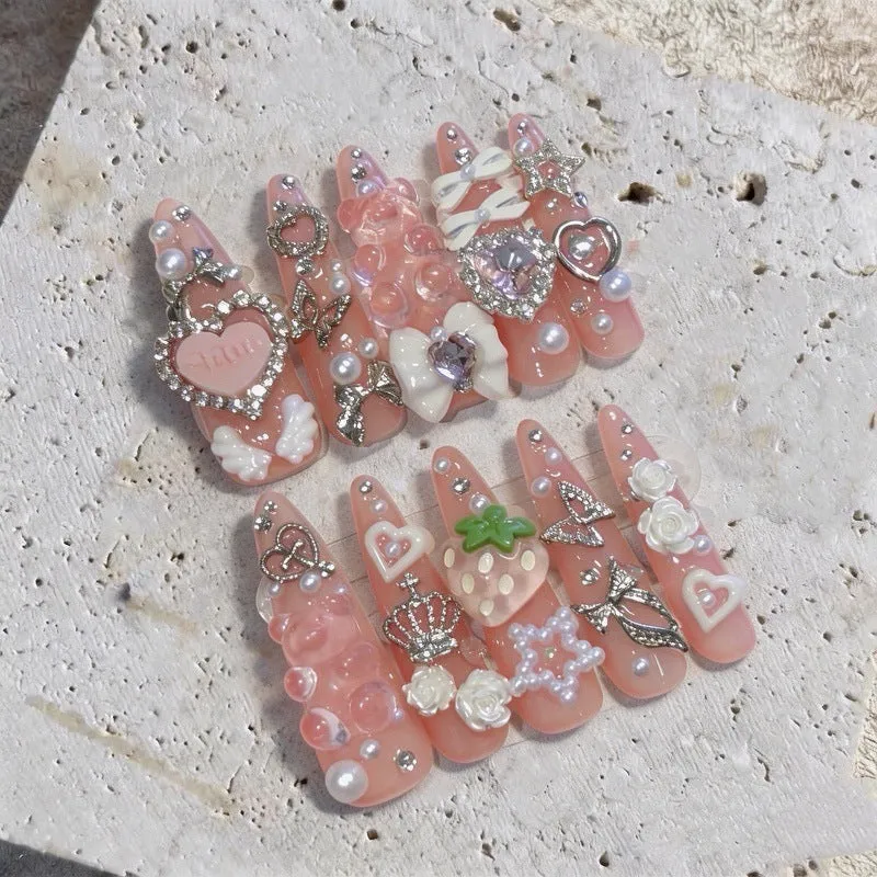 Dekorative 3D Nagelkunst Tipps
