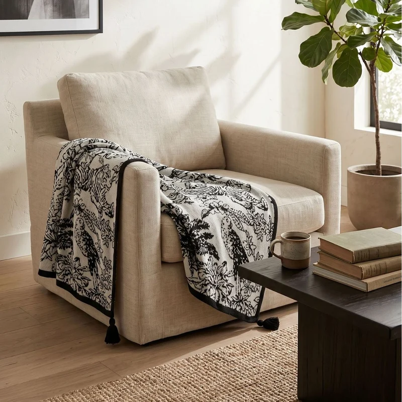Elegante Jacquard Strickwurfdecke