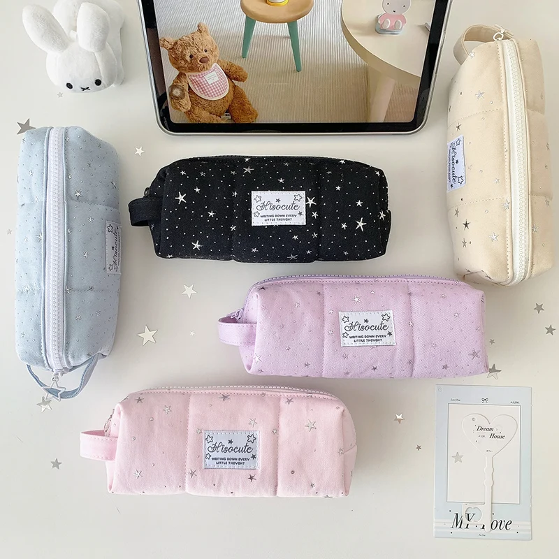 Stylisches mit Sternen verziertes Etui
