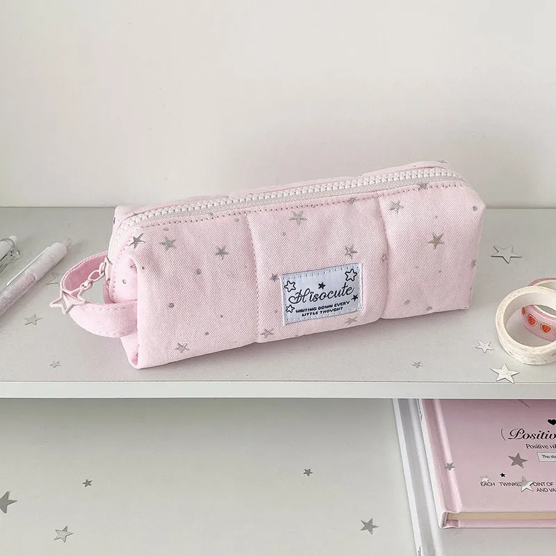 Stylisches mit Sternen verziertes Etui