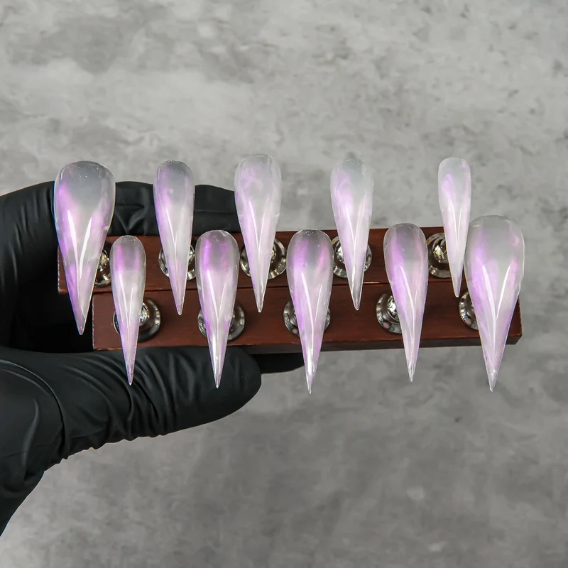 Stiletto Press-On Nagelspitzen mit elegantem Glitzerdesign