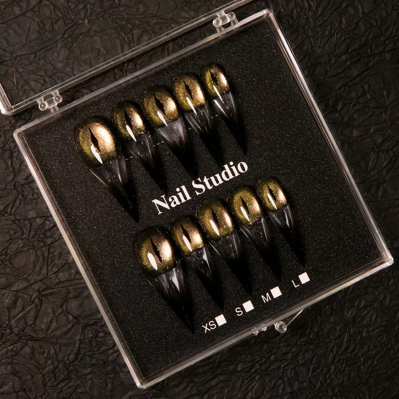 Stiletto Press-On Nail Set mit Metallic-Finish
