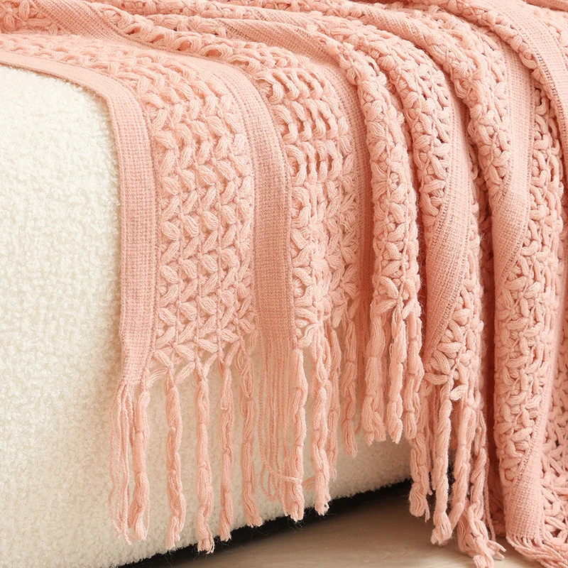 Strukturierte Strickwurfdecke