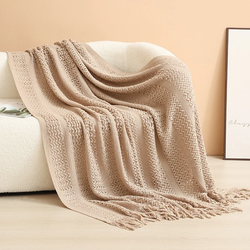 Strukturierte Strickwurfdecke