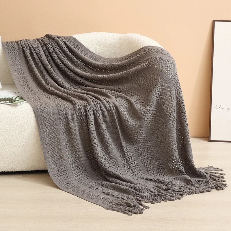 Strukturierte Strickwurfdecke