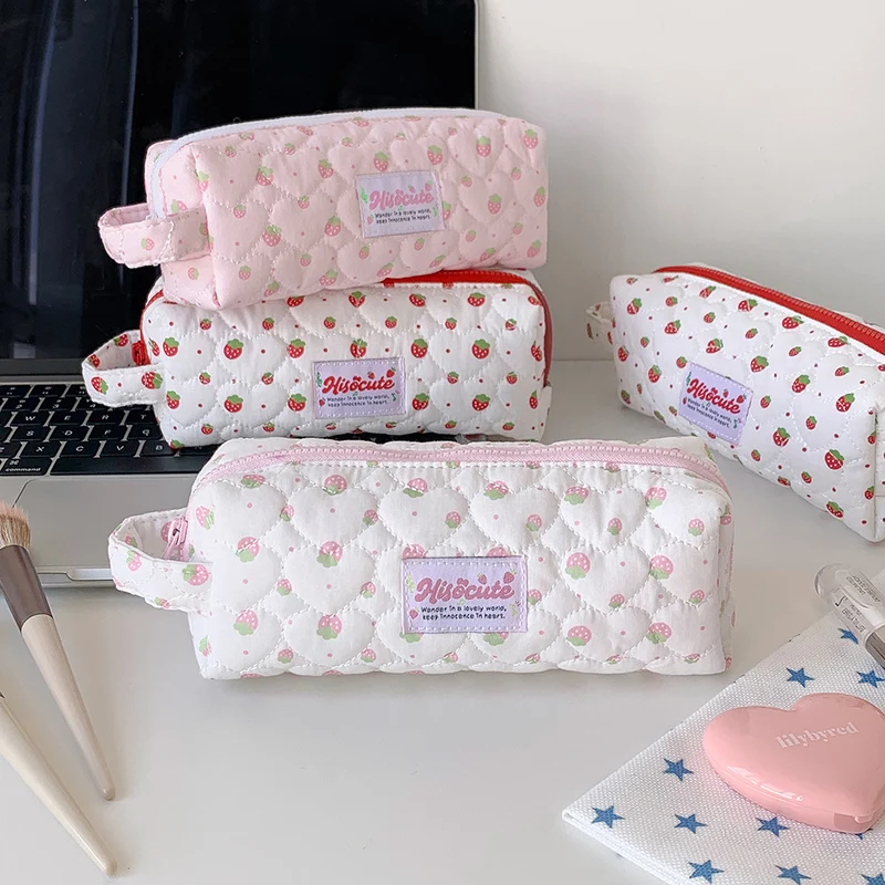 Gepolsterte Beeren-Themen Stiftetasche