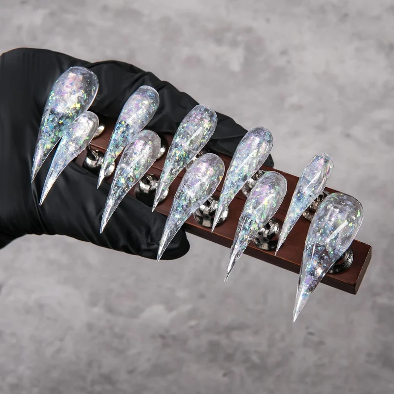 Stiletto Press-On Nail Set mit irisierendem Glitter-Finish