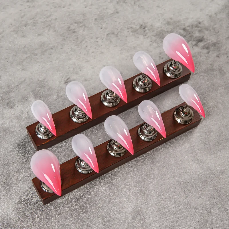 Stiletto Press-On Nagelset mit Verlaufdesign
